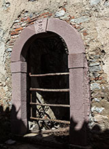 Ingresso del Palazzo Baronale a San Severino di Centola.