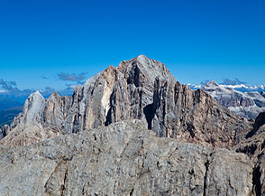 Altri grandiosi pilastri ci accompagnano sul Gran Vernel visto da sud.