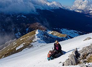 Relax al sole in cima a Serra Traversa.