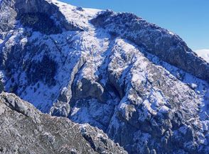 Il Versante Ovest del Monte Secino sulle Gole di Celano.