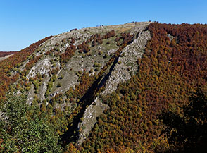 Scenografica lama sul fianco di Valle Cupa.
