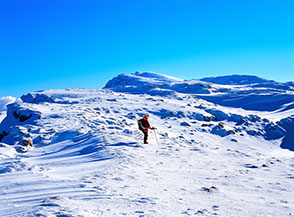 La maestosa Cresta Nord-Ovest della dorsale del Sirente.