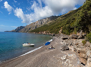 La stupenda Spiaggia della Molara lungo la Costa Masseta.