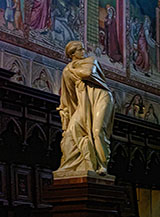 La statua della Madonna annunciata (Duomo di Orvieto).