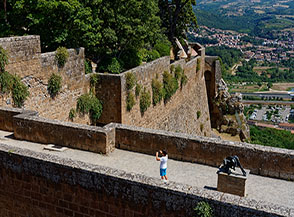 Scorcio delle bellissime mura della Rocca o Fortezza Albornoz ad Orvieto.