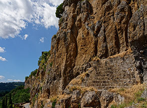 Scorcio della Rupe di Orvieto.