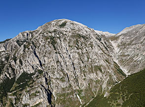 L&rsquo;imponente e selvaggio Versante Nord del Monte Acquaviva.
