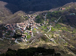 Collegiove visto dalla Cresta Sud del Cervia.