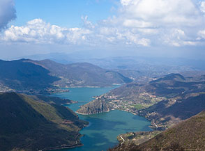 Il Lago del Turano visto da Colle Piobbo.