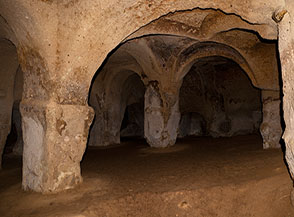 Interno della Chiesa delle Colonne a Zelve.